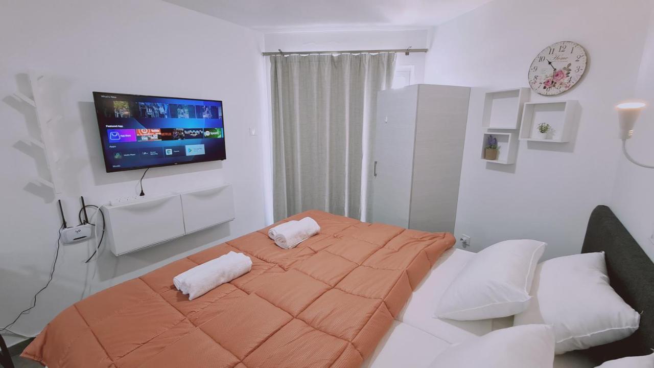 Stay Napa Living Studios Ayia Napa Exterior photo